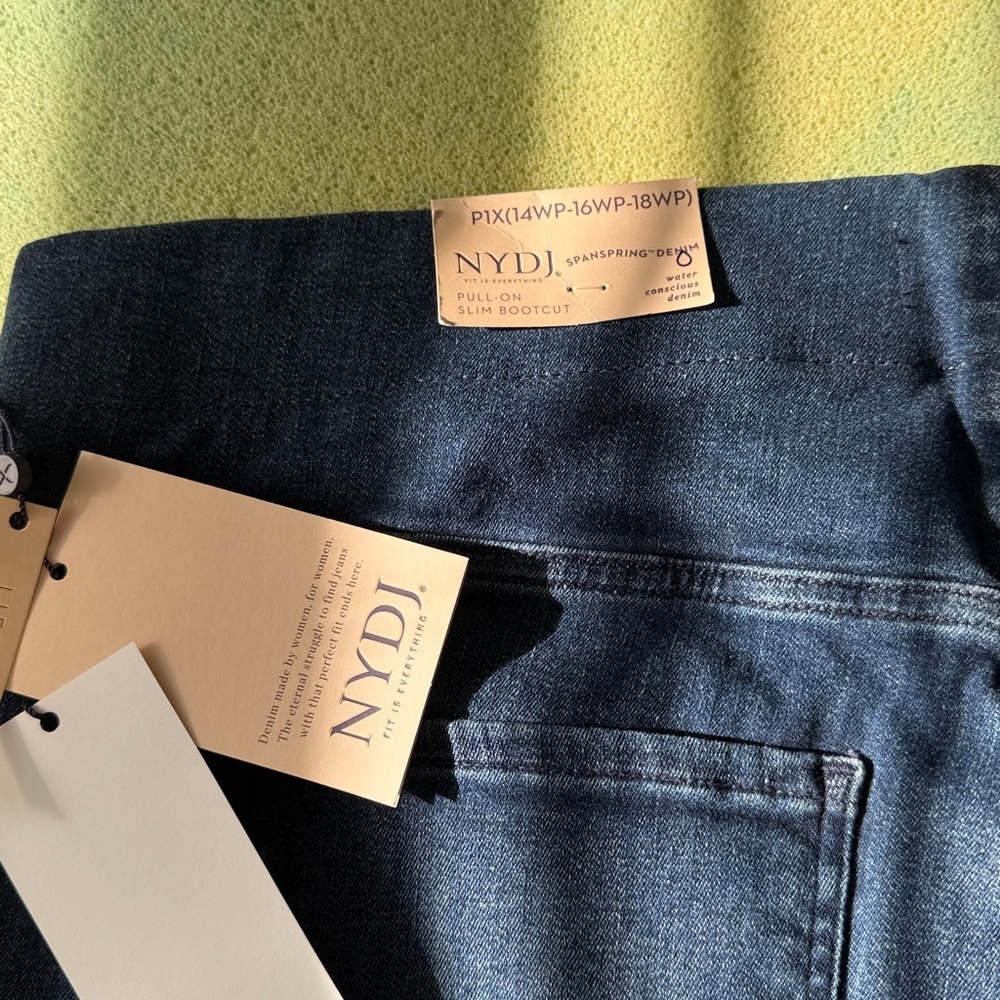 NYDJ Decker Pull On Slim Bootcut Jean Spanspring Denim Size 1X Petite NWT - Picture 8 of 12
